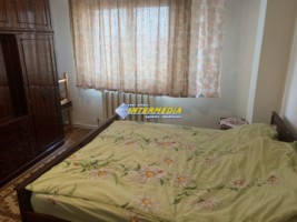 apartament-3-camere-decomandat-de-vanzare-cetate-zona-stadion-3