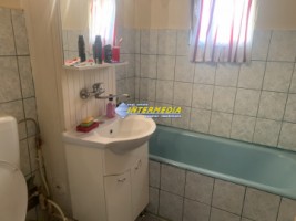 apartament-3-camere-decomandat-de-vanzare-cetate-zona-stadion-8