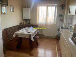 apartament-3-camere-decomandat-de-vanzare-cetate-zona-stadion-11