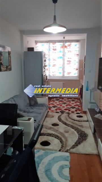 apartament-3-camere-decomandat-de-vanzare-centru-etaj-2-finisat-si-mobilat-9
