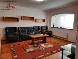 oferta-apartament-3-camere-70-mp-de-inchiriat-alba-iulia-cetate-m-uri