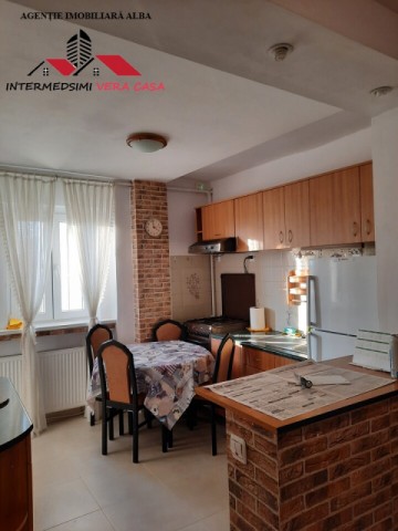 oferta-apartament-3-camere-70-mp-de-inchiriat-alba-iulia-cetate-m-uri-2