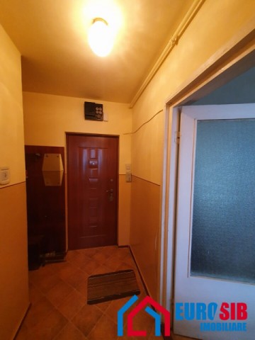 apartament-cu-2-camere-de-inchiriat-in-sibiu-zona-mihai-viteazul-5
