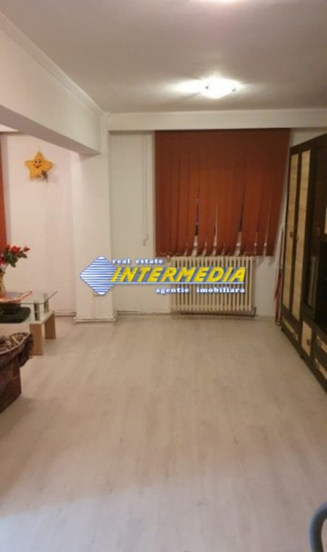 apartament-4-camere-mobilat-si-utilat-de-inchiriat-in-cetate-4