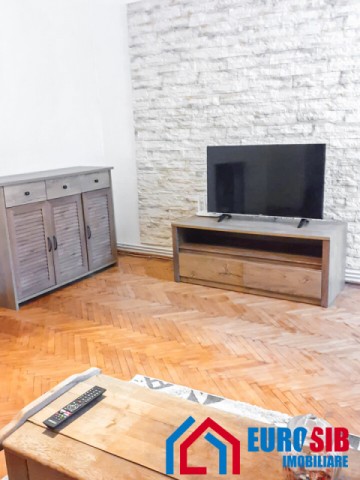 apartament-cu-2-camere-in-centrul-istoric-sibiu-3