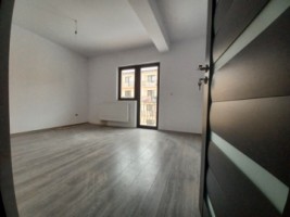 apartament-de-vanzare-in-iasi-1-camera-decomandat-lunca-cetatuii-33-mp-baie-cu-geam-bucatarie-inchisa-boxa-inclusa-comision-0-2