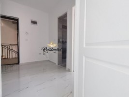 apartament-de-vanzare-in-iasi-1-camera-decomandat-lunca-cetatuii-33-mp-baie-cu-geam-bucatarie-inchisa-boxa-inclusa-comision-0-1