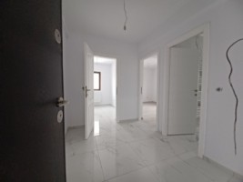 apartament-de-vanzare-in-iasi-2-camere-decomandat-lunca-cetatuii-baie-cu-geam-bucatarie-inchisa-boxa-inclusa-comision-0-1