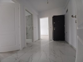 apartament-de-vanzare-in-iasi-2-camere-decomandat-lunca-cetatuii-baie-cu-geam-bucatarie-inchisa-boxa-inclusa-comision-0-7