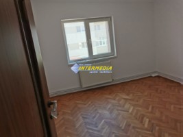 apartament-2-camere-renovat-decomandat-renovat-etaj-2-tolstoi-4