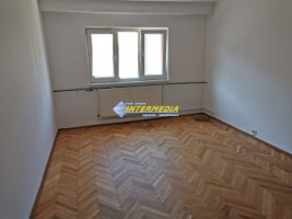 apartament-2-camere-renovat-decomandat-renovat-etaj-2-tolstoi-5