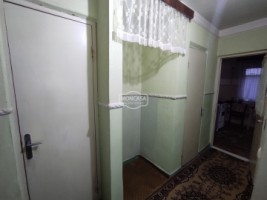 apartament-3-camere-zona-primaverii-etaj-2-4