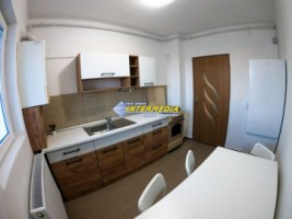 de-vanzare-apartament-cu-2-camere-decomandat-finisat-complet-in-zona-ampoi-2-1