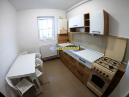 de-vanzare-apartament-cu-2-camere-decomandat-finisat-complet-in-zona-ampoi-2-8