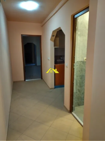 apartament-cu-3-camere-cetate-1