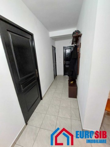 apartament-cu-2-camere-decomandate-in-sibiu-zona-strand-etaj-1-2