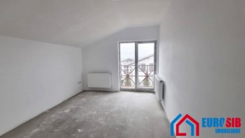 casa-finalizata-tip-duplex-de-vanzare-in-cartier-bavaria-sibiu-1