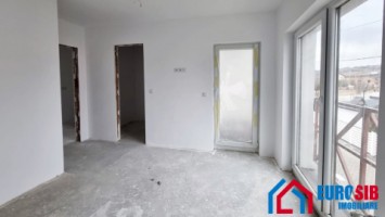 casa-finalizata-tip-duplex-de-vanzare-in-cartier-bavaria-sibiu-8