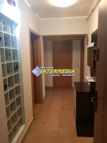 apartament-2-camere-decomandat-finisat-de-vanzare-zona-cetate-4