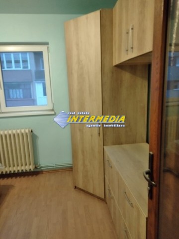 apartament-3-camere-decomandat-de-vanzare-cetate-etaj-3-8