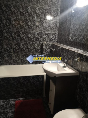 apartament-2-camere-mobilat-si-utilat-cetate-zona-mercur-4