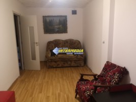 apartament-2-camere-mobilat-si-utilat-cetate-zona-mercur-10