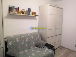 apartament-3-camere-renovat-mobilat-si-utilat-de-vanzare-cetate-mercur-3