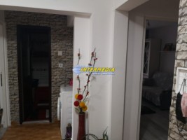 apartament-3-camere-renovat-mobilat-si-utilat-de-vanzare-cetate-mercur-14