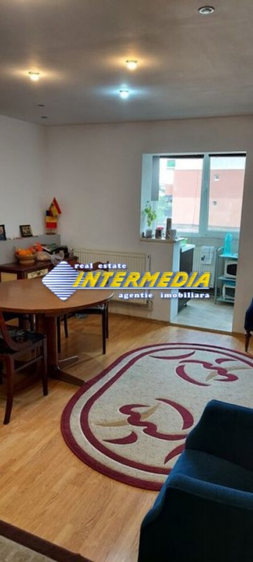 apartament-3-camere-decomandat-de-vanzare-sub-stadion-etaj-2-5