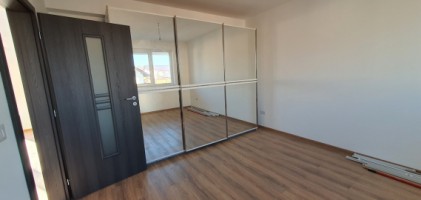 apartament-3-camere-140-mp-curte-66-mp-parcare-5