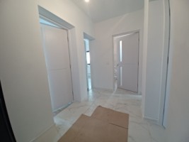 apartament-3-camere-65-mp-baie-cu-geam-lunca-cetatuii-cartier-rezidential-9