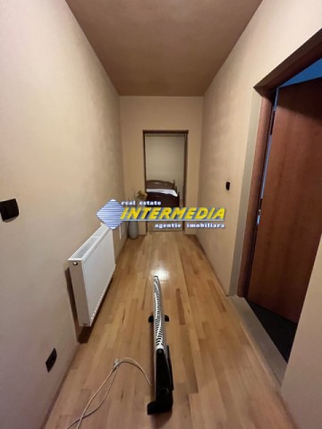 casa-constructie-de-vanzare-pe-parter-cu-400-mp-teren-finisata-mobilata-alba-iulia-110000-euro-11