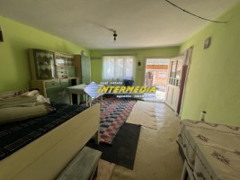 casa-frumoasa-cu-3-camere-de-vanzare-la-15-min-de-alba-iulia-cu-teren-de-1300-mp-33