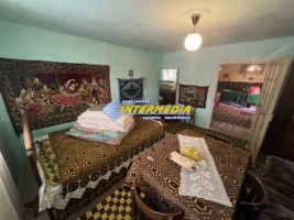 casa-frumoasa-cu-3-camere-de-vanzare-la-15-min-de-alba-iulia-cu-teren-de-1300-mp-36