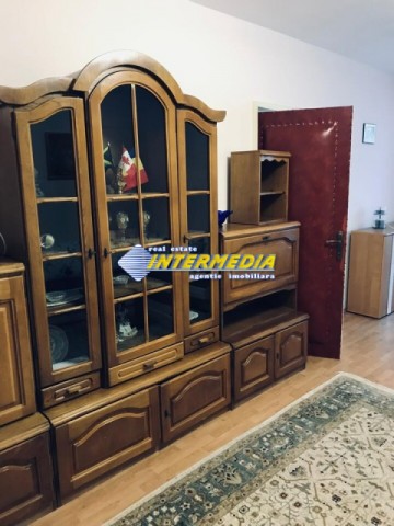apartament-2-camere-de-inchiriat-zona-cetate-closca-mobilat-si-utilat-8