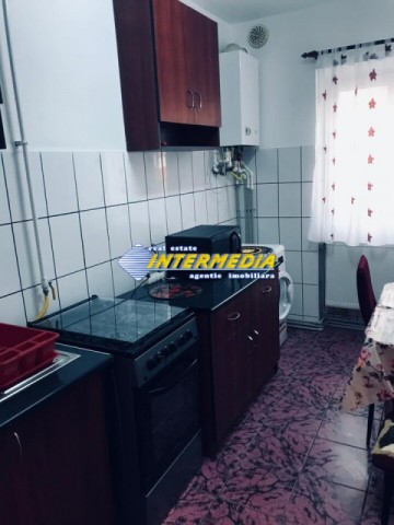 apartament-2-camere-de-inchiriat-zona-cetate-closca-mobilat-si-utilat-13