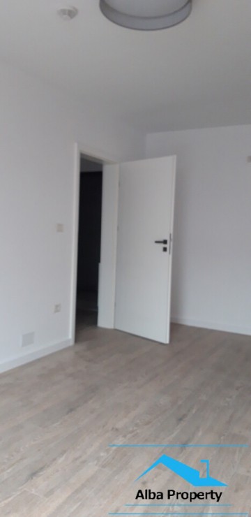 apartament-2-camere-decomandat-etaj-01-zona-tolstoi