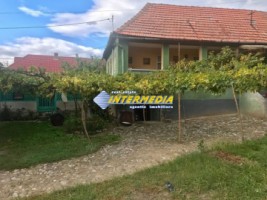 casa-frumoasa-cu-3-camere-de-vanzare-la-15-min-de-alba-iulia-cu-teren-de-1300-mp-1