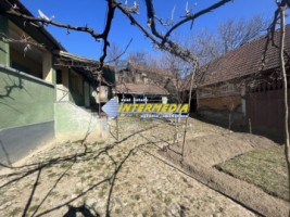 casa-frumoasa-cu-3-camere-de-vanzare-la-15-min-de-alba-iulia-cu-teren-de-1300-mp-8