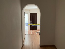 apartament-3-camere-decomandat-2-bai-si-balcon-finisat-de-vanzare-zona-cetate-mercur-19