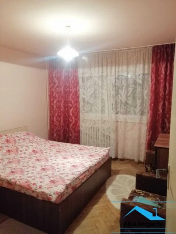 apartament-3-camere-decomnadat-zona-cetate