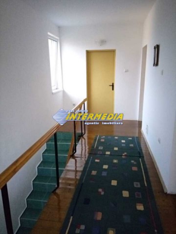 ocazie-casa-noua-de-vanzare-d-p-e-cu-400-mp-teren-in-alba-iulia-zona-cetate-toate-utilitatiile-11