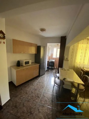 apartament-4-camere-etaj-01-zona-cetate