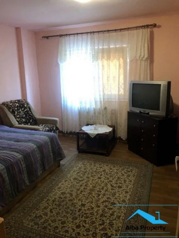 garsoniera-mobilat-zona-cetate-2