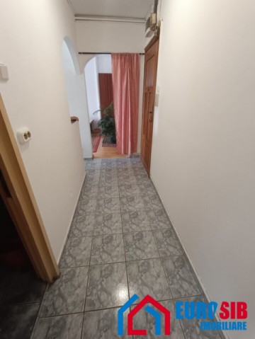 apartament-cu-2-camere-in-sibiu-zona-vasile-aaron-comision-0-5