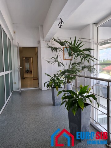 spatiu-birou-situat-in-sibiu-zona-alba-iulia-4