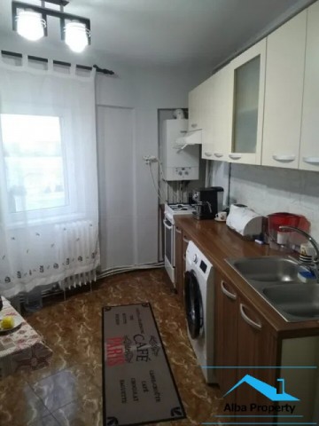 apartament-3-camere-decomandat-finisat