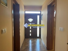 casa-noua-cu-5-camere-de-vanzare-in-sard-cu-2150-mp-teren-16