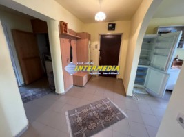 apartament-cu-3-camere-decomandat-de-vanzare-in-cetate-zona-closca-alba-iulia-2