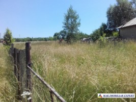 teren-intravilan-de-4541-mp-cu-deschidere-la-drum-asfaltat-si-utilitati-disponibile-ideal-pentru-constructii-rezidentiale-sau-comerciale-situat-in-valea-mare-pravat-arges-2
